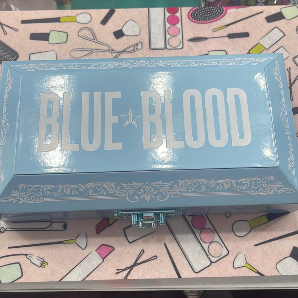 Blue blood pallet